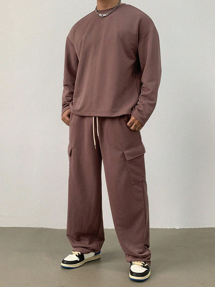 Set with Long Sleeve T-Shirt and Cargo Pants for Men | Ideal for All Seasons