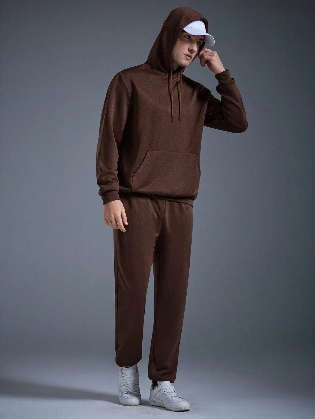 2-Piece Set with Hoodie and Pants for Men | Ideal for All Seasons