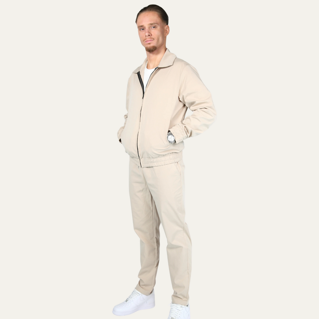 Coordinated Set with Lightweight Jacket and Pants for Men | Ideal for Casual Outings or Travel