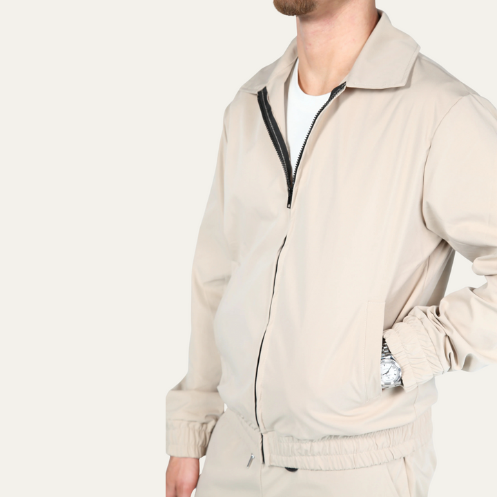 Coordinated Set with Lightweight Jacket and Pants for Men | Ideal for Casual Outings or Travel