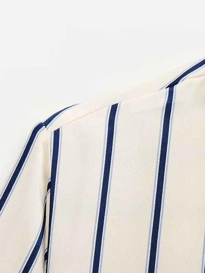 Ivy Manhattan | Button Blouse