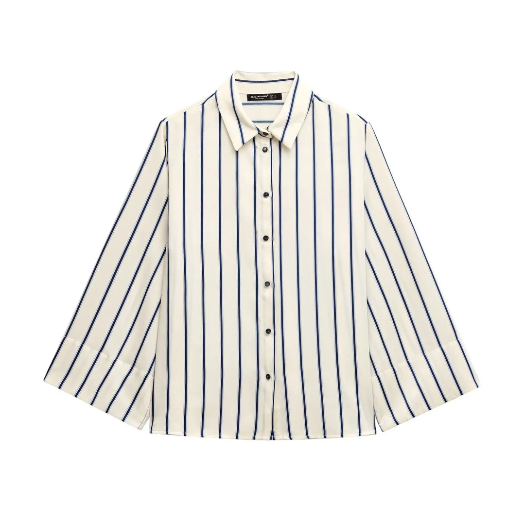 Ivy Manhattan | Button Blouse