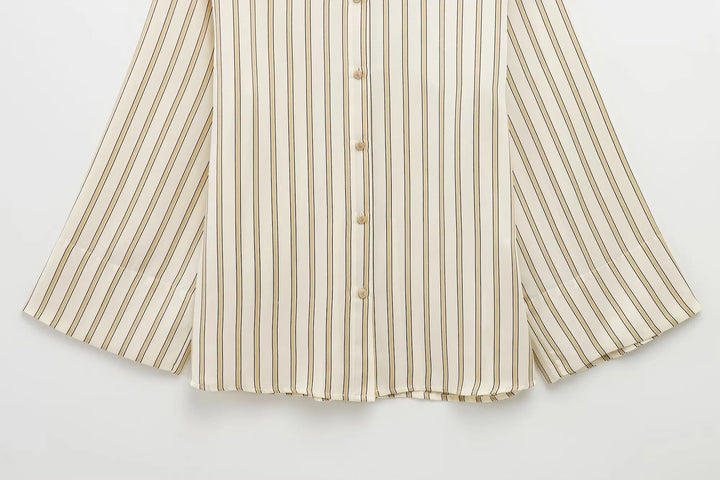 Ivy Manhattan | Button Blouse