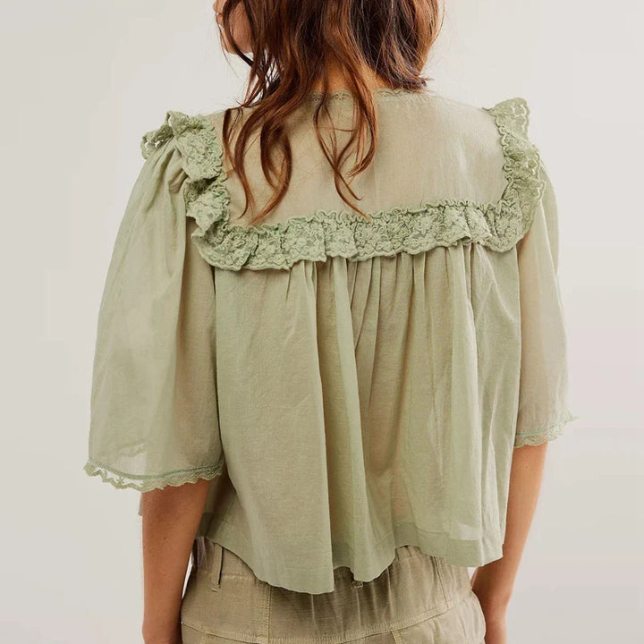 Ivy Manhattan | Ruffle Blouse
