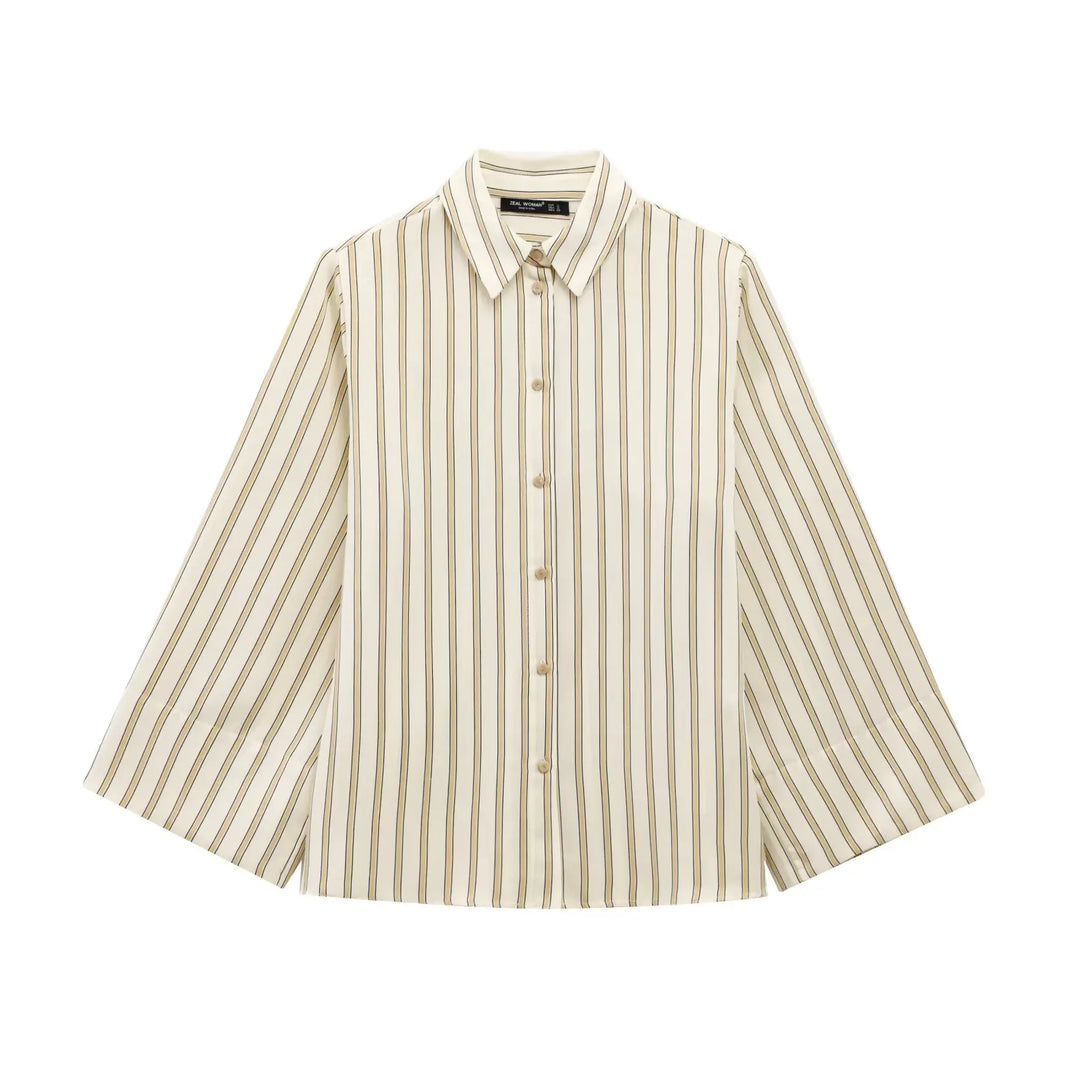 Ivy Manhattan | Button Blouse