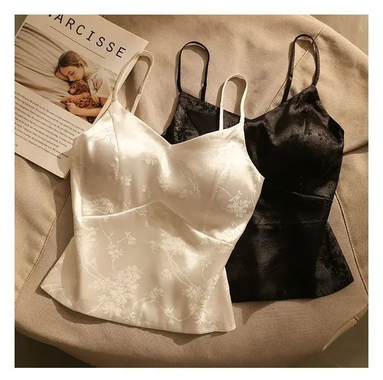 Ivy Manhattan | Satin