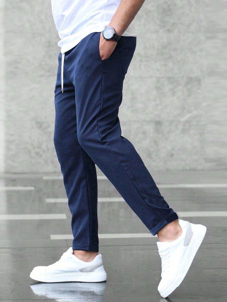 Ivy Manhattan | Slim Fit Jogging Pants
