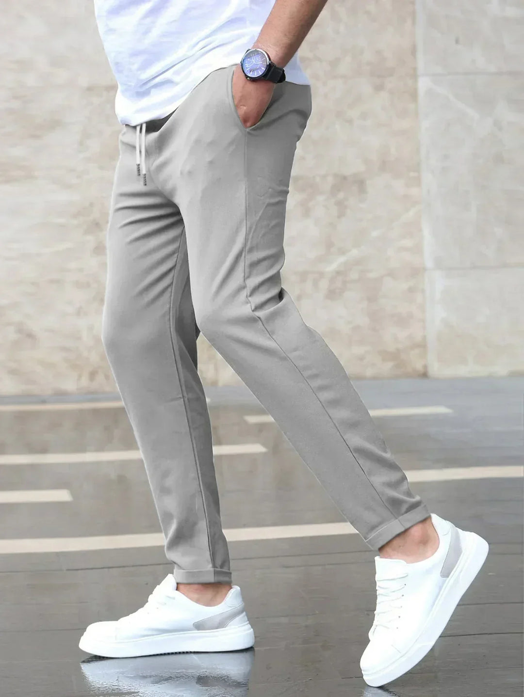 Ivy Manhattan | Slim Fit Jogging Pants