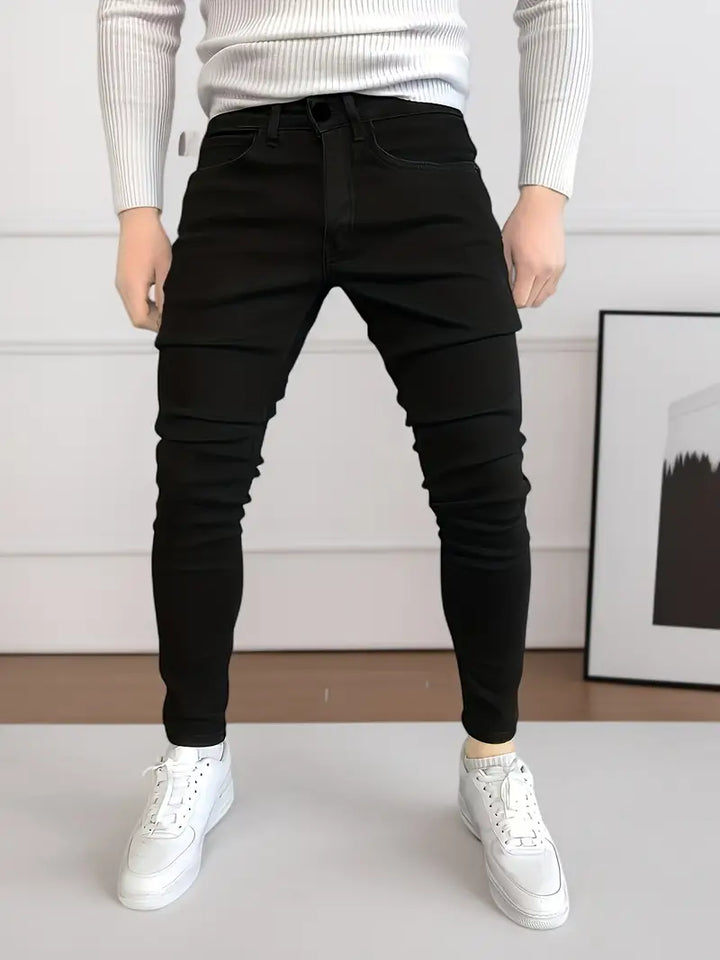 Ivy Manhattan | Classic Straight Cut Jeans