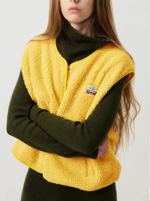 Ivy Manhattan | Luciana s Buttoned Sleeveless