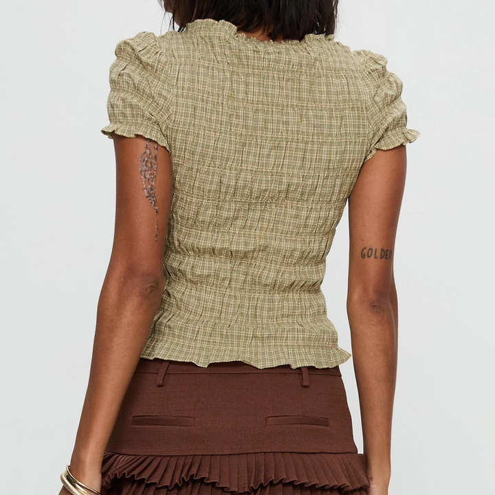 Ivy Manhattan | Ruffle Top